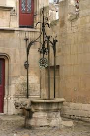Medieval Well At Musee De Cluny Or Musee National Du Moyen Age Medieval Beautiful Paris Paris