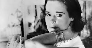 Gloria Vanderbilt: Actor, socialite and 'poor little rich girl' of  Depression-era America