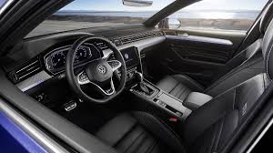 The volkswagen passat is a series of large family cars manufactured and marketed by the german automobile manufacturer volkswagen since 1973, and now in its eighth generation. Neue Modelle Sollen Bei Volkswagen Kernmarke Fur Ruckenwind Sorgen