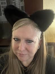 Any cozy pubs near Kilkenny Castle for lunch?