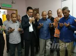 Savesave abdul latif for later. Latif Bandi Tak Tidur Malam Tunggu Keputusan Hari Ini
