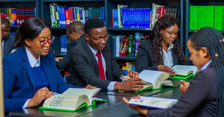Ph.D in Law vs LL.M vs J.S.D (2026): Which is Better? – FindMyCollege