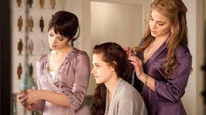 Robert pattinson (edward cullen) kristen stewart (bella swan) taylor lautner (jacob black) lee pace (garrett) amerikai kalandfilm, 117 perc, 2011. La Saga Crepusculo Amanecer Parte 1 2011 Descargar Peliculas Gratis Latino Peliculas Completas 2 Twilight Wedding Twilight Breaking Dawn Breaking Dawn