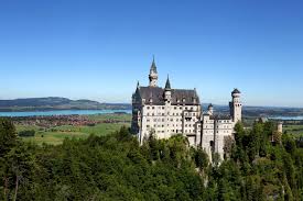 The neuschwanstein castle is located at only 3 km away from the touristic town of fussen in bavaria. 10 Surprising Facts You Should Know About Neuschwanstein Castle The Local