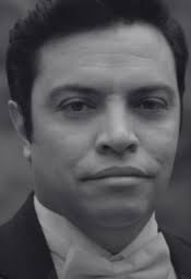 Sergio Gallardo, Bass-baritone