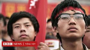 Ba thập kỷ sau cuộc thảm sát thiên an môn, lễ tưởng niệm những gì đã xảy ra ở thiên an môn đã trở thành một hình thức phản kháng riêng của những con người khát khao dân chủ cho đất nước trung quốc. Tháº£m Sat Thien An Mon Tá»« Nhan Chá»©ng Thanh NgÆ°á»i LÆ°u Giá»¯ Ky á»©c Bbc News Tiáº¿ng Viá»‡t