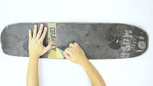 Using 7 layers of wood pressed together with glue. How To Remove Grip Tape From A Skateboard 10 Steps