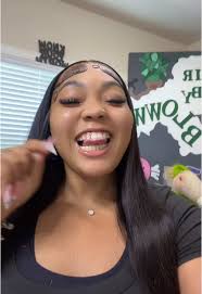 Iris Queen 28-Inch Straight HD Lace Front Wig Review