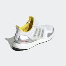 Adidas ultraboost shoes are not yeezy shoes; Adidas Ultraboost Dna X Lego Plates Laufschuh Weiss Adidas Deutschland