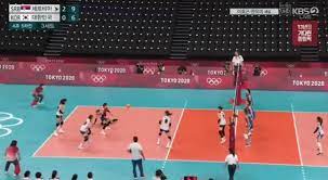 2 플레이오프에서 논란이 되었던 아데토쿤보의 플레이들.gif. Cgw2rfu2ipy6am