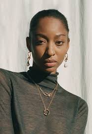 Leah small knot with pearl earrings