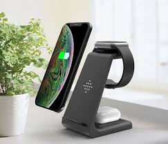 Candidate Honorable Mention If I Needed Airpod And Watch Charging In One Station This Thing Looks Great Premiu In 2020 Apple Phone Apple Smartphone Charger Stand