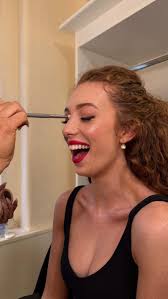 If only it was actually this quick to get ready 😅💪 , GRWM to step