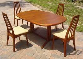Valentinsen Danish Teak Rosewood Table With 4 Benny Linden Chairs Teak Chairs Rosewood Table Danish Furniture Design