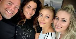 Bonje tussen zussen OG3NE en hun vader