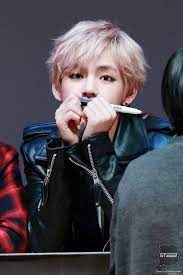 Bts V V Bts Bts V Live Bts Vetement Bts V Age Bts Vostfr Bts Vae Bts V Cute Bts V 2019 Bts V 2018 Bts The Voi Taehyung Groupe De