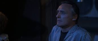 What saves blue velvet from being simply an exercise in shock value and smarm is lynch's drier than dry sense of humor. Between Softness And Roughness In Blue Velvet Velvet Eyes
