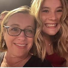 Hey y'all, my name is Elissa Boyce and I'm from Cypress, Tx. I am 100%  committed to the University of Arkansas and will be rushing. I plan to  study exercise science with