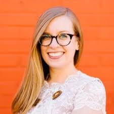 370: Resilient Management with Lara Hogan