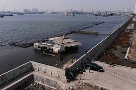 The first settlements on the site of jakarta were established at the mouth of the ciliwung, perhaps as early as the 5th century ad. Sinking Jakarta Needs Giant Sea Wall Indonesia President