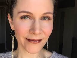 Pale skin base layers for makeup