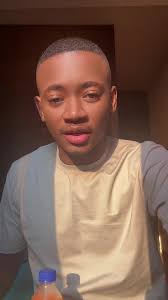 Victor Renner Falando Do Kamane Kamas