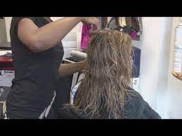 Curls do not always settle as you'd like them to, get extremely voluminous or simply stick out whimsically. How To Do A Scrunch On Straight Hair Youtube