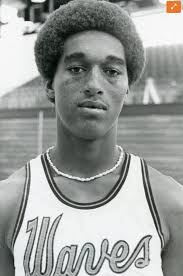 So we gone sit here and act like tyson ice mcall aint used to be hendrixx  cobb