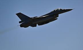 Hornet vs viper (part four). First F 16 Viper On Its Way To Usa Greek City Times