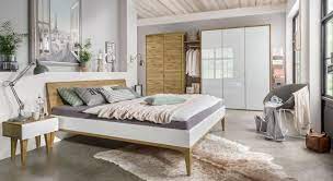 Wer sein schlafzimmer auf vordermann bringen möchte, sollte die folgenden faktoren bei der renovierung berücksichtigen. Schlafzimmer Renovieren Schritt Fur Schritt Anleitung Tipps