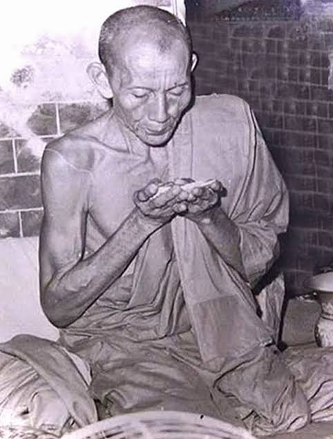 พิธีปลุกเสกวัตถุมงคล ที่วัดชิโนรสาราม วรวิหาร พระอารามหลวง เขตบางกอกน้อย