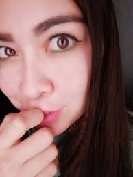 Consigue una mirada más atrevida, una mirada más colorida, una miradas de  dioses con los nuevos delineadores de la Colección #Cornucopia de Olé! ¿Ya  tienes tu favorito? #MásBellaYPunto