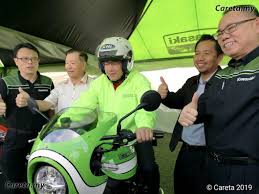 Antara aktiviti yang akan dijalankan ialah ceramah, pertandingan kuiz undang, pertandingan melukis poster, pemeriksaan lesen,dan pertandingan membuat helmet. Jalan Raya Bukan Untuk Berlumba Patuhilah Undang Undang Kempen Keselamatan Jalan Raya Kawasaki 2019 Careta
