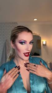 DAY 5 of 31 DAYS OF HALLOWEEN COSTUMES: Daphne from Scooby Doo #hallow...