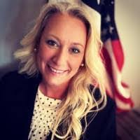 Renee Wyatt's Instagram, Twitter & Facebook