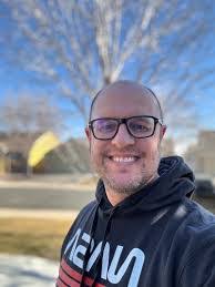 Kevin Schell's Instagram, Twitter & Facebook