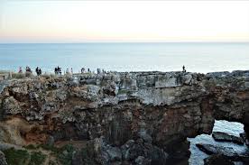 Este situat în municipiul sintra din portugalia. Sintra Cabo Da Roca Lisabona O Experienta 2