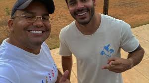 Queridinho dos famosos, empresário Leandro Nóbrega sai em defesa de  Rodolffo