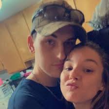 Ariel Wright (arielfwright)