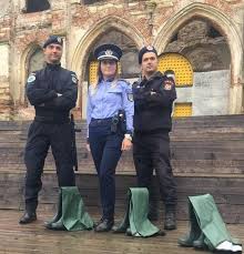 The smithlift ensures the up and down positions remain the same as they have always been. London Grammar Cancels Concert At Electric Castle 2018 Over 200 000 Fans Expected At The Festival The Romania Journal
