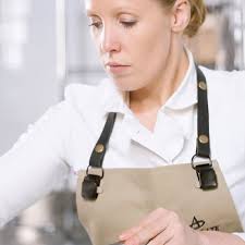 🎉 New Year, new resolutions! This year, resolve to refine your skills and  keep learning more. Why not start with our **Alternative Pastry** with Chef  Marike Van Beurden? It's the perfect opportunity