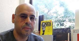 voar fora da asa: Teoria da narrativa familiar