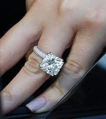 Khloe Kardashian Barkev S Engagement Ring And Jewelry Blog Khloe Kardashian Engagement Ring Celebrity Engagement Rings Kim Kardashian Engagement Ring