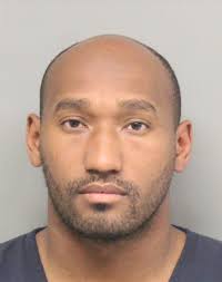 Police arrest Lincoln man in connection with auto parts store robberies