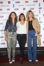 Julie de bona, audrey fleurot & camille lou, for the promo le bazar de la charité. Julie De Bona Just One Look Tv Show Photocall In Paris 05 11 2017 Celebmafia