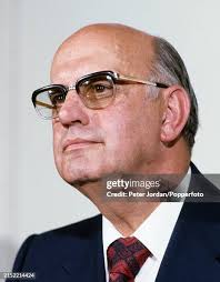 5.831 Pws Stock Photos, High-Res Pictures, and Images