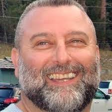 Larry Girard's Instagram, Twitter & Facebook