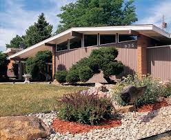 Expansive walls of glass, clean lines and wide open floor plans were also hallmarks of this. 4 Tips For Improving Your Home S Midcentury Landscaping