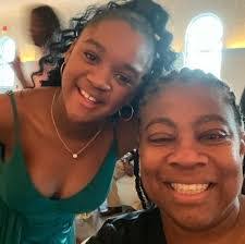 Nasir Thomas's Instagram, Twitter & Facebook