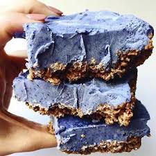 Coconut oil has a score of 0, indicating low hazard, in the skin deep database. Amazon Com Carrington Farms Gluten Free Hexane Free Non Gmo Free Of Hydrogenated And Trans Fats In A Bpa Free Bottle Liquid Coconut Cooking Oil Unflavored 16 Fl Oz Carrington Farms Cooking